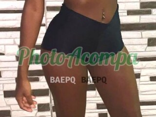 Stefany gata todinha pronta para te satisfazer bem gostoso 