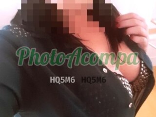 Ellys trabalho com massagens sensual e ertica possuo local 