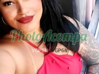 Selena massagista diferenciada morena atendimento VIP com local 