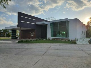 Casa en venta en calle marsella en el alamo country club en en Celaya | Clasf deportes-y-nautica