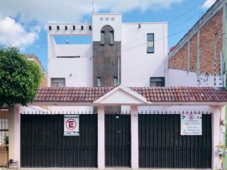 Casa en venta con 6 recámaras en las trojes, león, gto en León | Clasf deportes-y-nautica