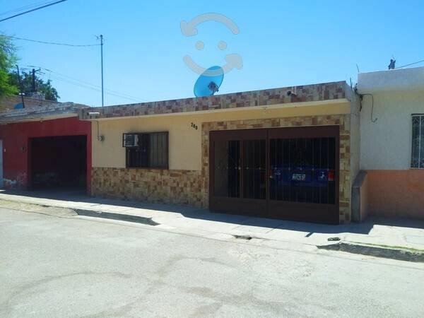 casa-en-venta-en-colonia-armando-del-castillo-gome-en-gomez-palacio-clasf-inmobiliaria-big-0