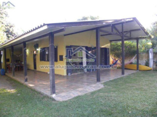 Casa de temporada em Praia da Lagoinha, Florianópolis Santa Catarina. Casas Praia da Lagoinha Florianópolis, Aluguel no Verão.