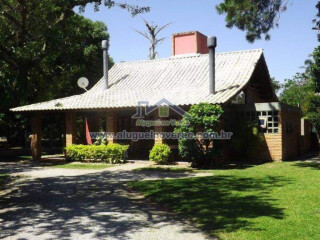 Casa de temporada em Praia de Ponta das Canas, Florianópolis Santa Catarina. Casas Praia de Ponta das Canas, Aluguel no Verão