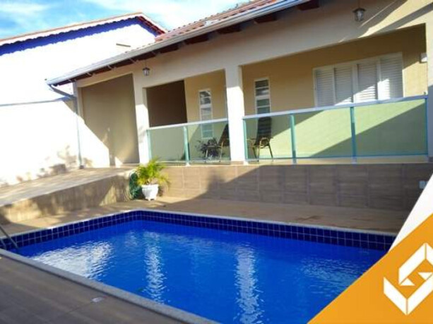 casa-de-temporada-em-caldas-novas-caldas-novas-goias-lindissima-casa-c3-quartos-e-piscina-aquecida-c-hidromassagem-proximo-ao-centro-da-cidade-big-0